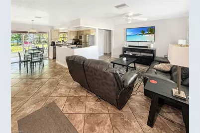 536 SE 26th Ter, Cape Coral, FL 33904 - Photo 5