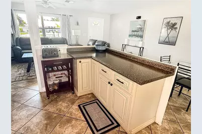 536 SE 26th Ter, Cape Coral, FL 33904 - Photo 7
