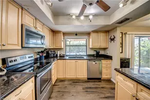 3723 SE 2nd Pl, Cape Coral, FL 33904 - Photo 23