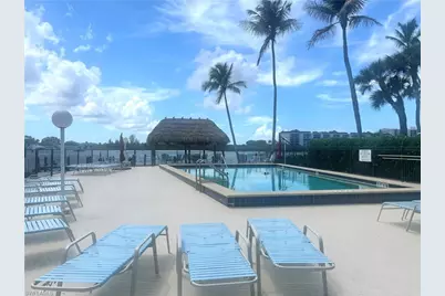 60 Pelican St W #202, Naples, FL 34113 - Photo 3