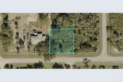 4205 E 23rd St, Alva, FL 33920 - Photo 1
