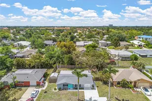 776 Entrada Dr S, Fort Myers, FL 33919 - Photo 17