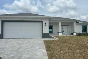 2524 NE 1st Pl, Cape Coral, FL 33909 - Photo 1