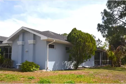 5005 28th St SW, Lehigh Acres, FL 33973 - Photo 3