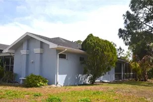 5005 28th St SW, Lehigh Acres, FL 33973 - Photo 3