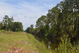 5005 28th St SW, Lehigh Acres, FL 33973 - Photo 7