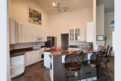 228 SE 30th Ter, Cape Coral, FL 33904 - Photo 7