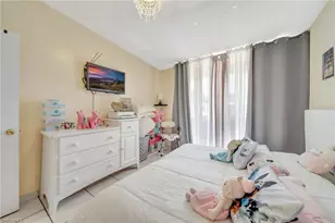 14154 Kendale Lakes Circle, Miami, FL 33183 - Photo 23