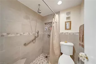 14154 Kendale Lakes Circle, Miami, FL 33183 - Photo 27