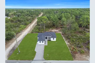 301 E 17th St, Lehigh Acres, FL 33972 - Photo 3