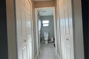 100 NW 13th Pl, Cape Coral, FL 33993 - Photo 15
