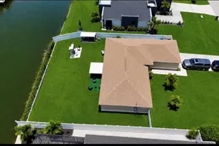100 NW 13th Pl, Cape Coral, FL 33993 - Photo 5