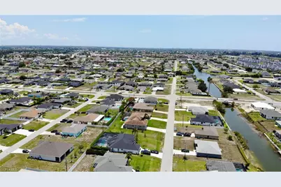 100 NW 13th Pl, Cape Coral, FL 33993 - Photo 29