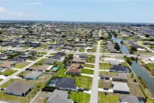 100 NW 13th Pl, Cape Coral, FL 33993 - Photo 29
