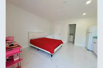 100 NW 13th Pl, Cape Coral, FL 33993 - Photo 23