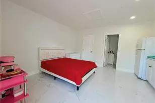 100 NW 13th Pl, Cape Coral, FL 33993 - Photo 23