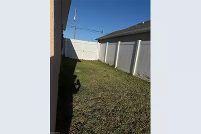 100 NW 13th Pl, Cape Coral, FL 33993 - Photo 27