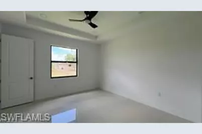 3906 6 St W, Lehigh Acres, FL 33971 - Photo 9