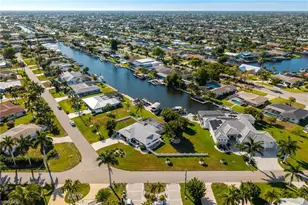 2025 SE 39th St, Cape Coral, FL 33904 - Photo 41