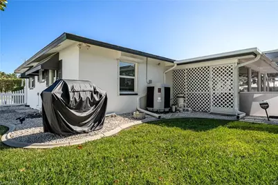 2025 SE 39th St, Cape Coral, FL 33904 - Photo 29