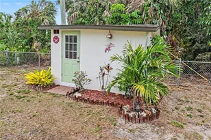 6665 E Tropicana Dr, Fort Myers, FL 33919 - Photo 15