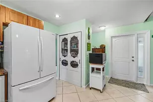 2215 SE 8th St, Cape Coral, FL 33990 - Photo 11