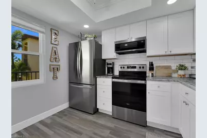 8474 Charter Club Cir #14, Fort Myers, FL 33919 - Photo 9