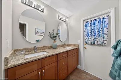 4933 Seville Ct, Cape Coral, FL 33904 - Photo 25