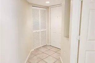 4105 Residence Drive, Fort Myers, FL 33901 - Photo 13