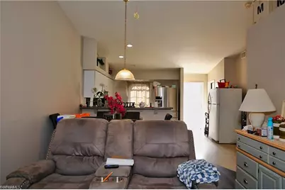 1809 SW Santa Barbara Pl, Cape Coral, FL 33991 - Photo 5