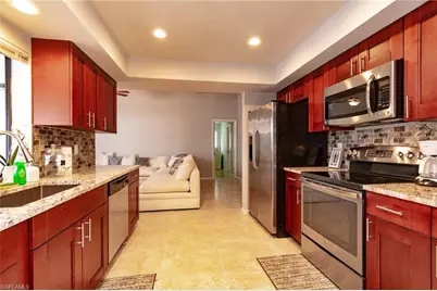 908 SE 33rd St, Cape Coral, FL 33904 - Photo 3