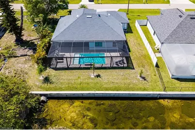 635 NE 7th Ter, Cape Coral, FL 33909 - Photo 3