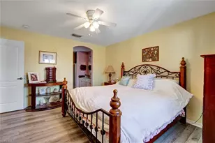 1100 NE 15th St, Cape Coral, FL 33909 - Photo 23