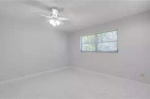 5657 Eichen Cir E, Fort Myers, FL 33919 - Photo 33
