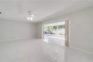 5657 Eichen Cir E, Fort Myers, FL 33919 - Photo 7