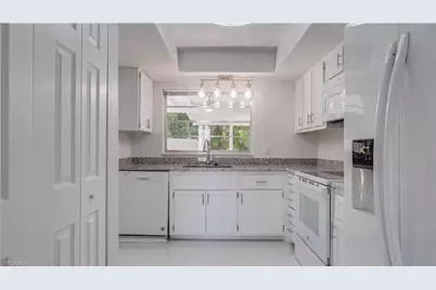 5657 Eichen Cir E, Fort Myers, FL 33919 - Photo 15