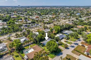 5657 Eichen Cir E, Fort Myers, FL 33919 - Photo 43
