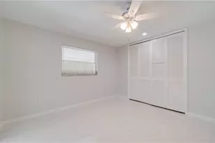 5657 Eichen Cir E, Fort Myers, FL 33919 - Photo 27