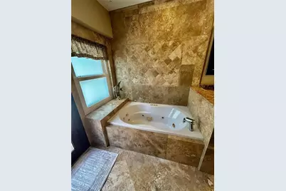 12501 Barrington Ct, Fort Myers, FL 33908 - Photo 11