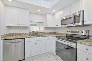 3030 Binnacle Dr, Naples, FL 34103 - Photo 17