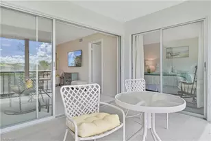 3030 Binnacle Dr, Naples, FL 34103 - Photo 9