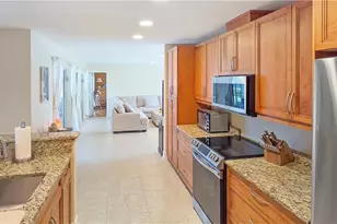2926 SE 11th Pl, Cape Coral, FL 33904 - Photo 13