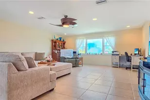 2926 SE 11th Pl, Cape Coral, FL 33904 - Photo 7