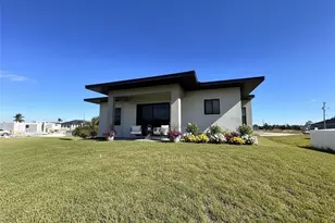 3544 NW 41st Pl, Cape Coral, FL 33993 - Photo 5
