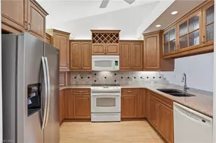 2203 McGregor Park Cir, Fort Myers, FL 33908 - Photo 15