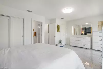 995 9th Ave S #4, Naples, FL 34102 - Photo 9