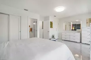 995 9th Ave S, Naples, FL 34102 - Photo 9