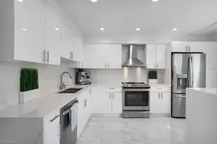 995 9th Ave S, Naples, FL 34102 - Photo 5