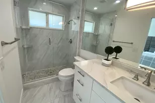 995 9th Ave S, Naples, FL 34102 - Photo 7