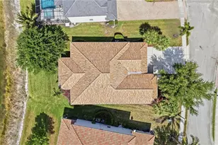 1121 Amber Lake Ct, Cape Coral, FL 33909 - Photo 49